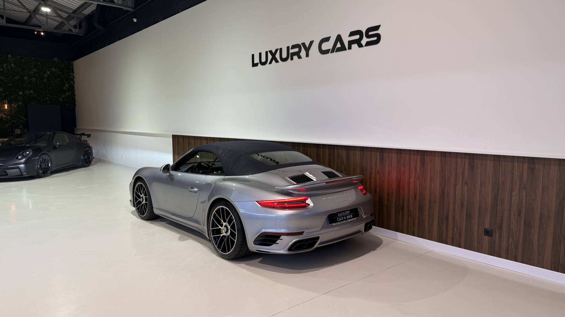 Porsche 911 Turbo S Cabriolet