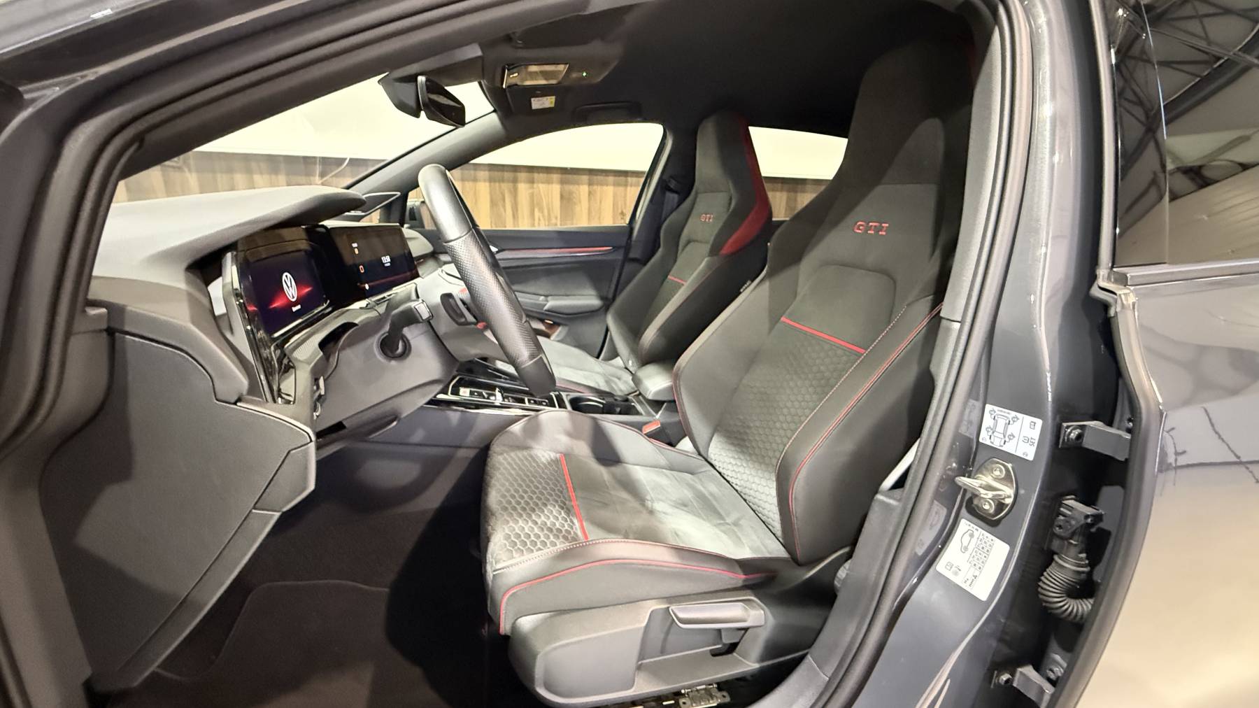 Volkswagen Golf 8 GTI Clubsport 300ch DSG7