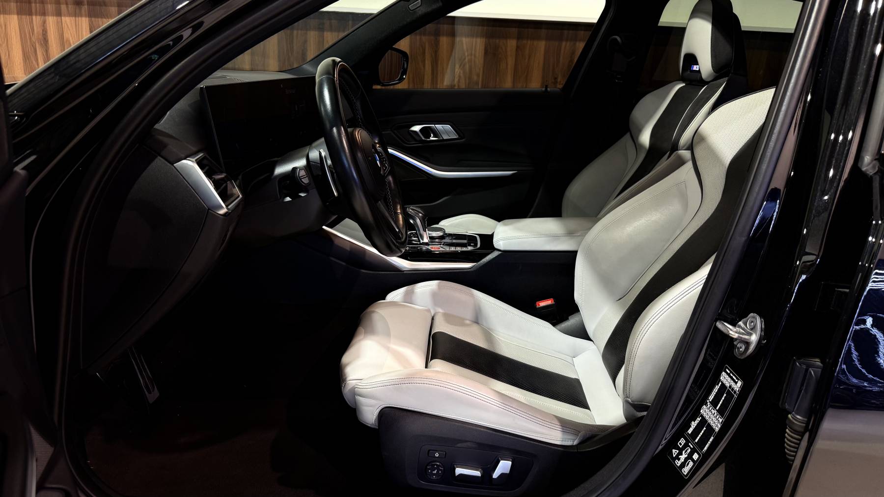 BMW M3 COMPÉTITION - NOIR SAPHIR - FULL OPTIONS